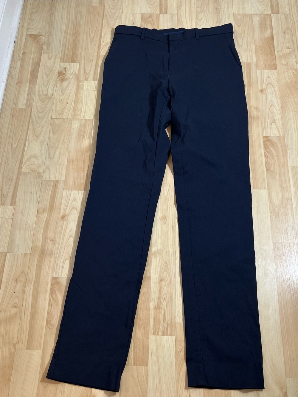Tommy Hilfiger Men’s Navy Straight Leg Trouser Pant Size 32x34